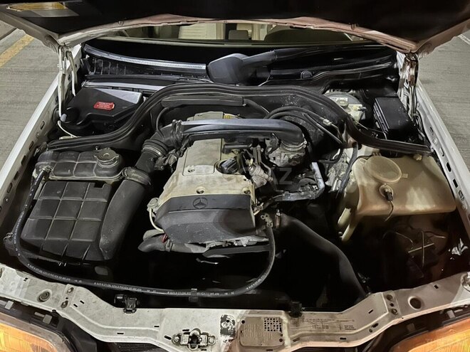 Mercedes C 230 1998, 270,000 km - 2.3 l - Bakı