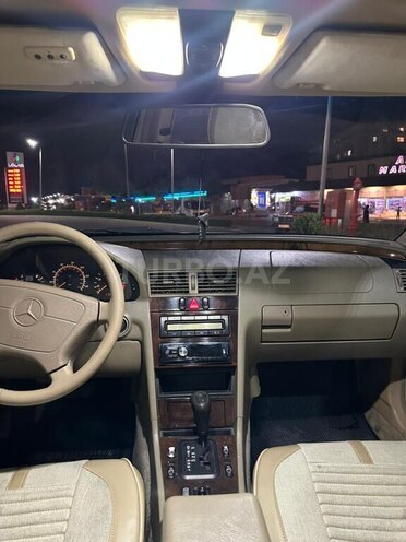 Mercedes C 230 1998, 270,000 km - 2.3 l - Bakı
