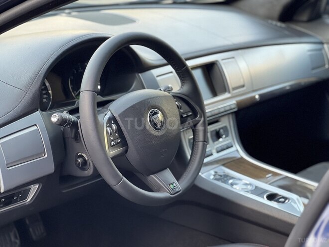 Jaguar XF 2014, 127,000 km - 2.0 l - Bakı