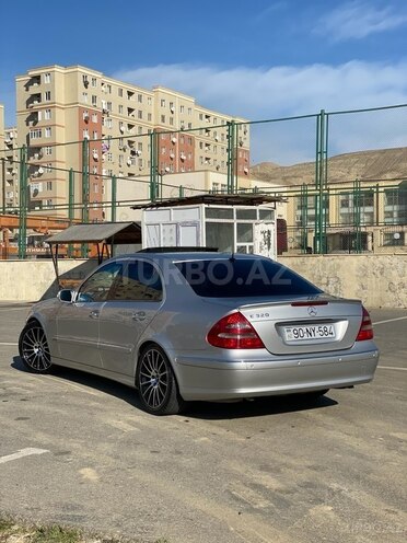 Mercedes E 320 2002, 250,000 km - 3.2 л - Bakı