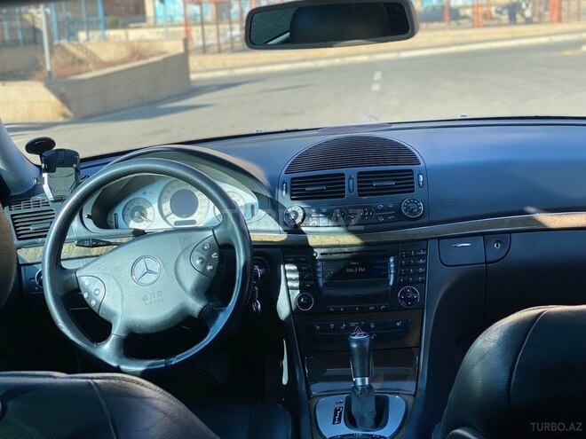 Mercedes E 320 2002, 250,000 km - 3.2 л - Bakı