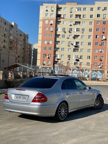 Mercedes E 320 2002, 250,000 km - 3.2 л - Bakı