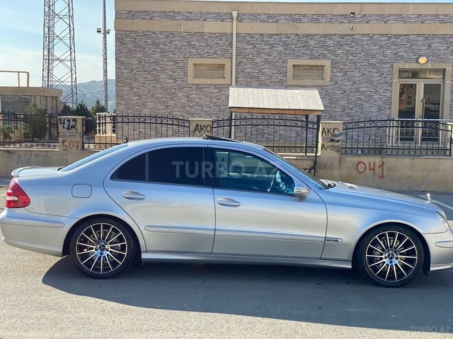 Mercedes E 320 2002, 250,000 km - 3.2 л - Bakı