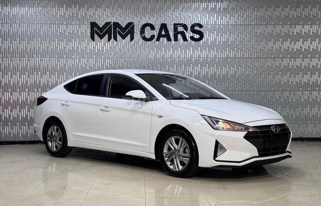 Hyundai Elantra-2