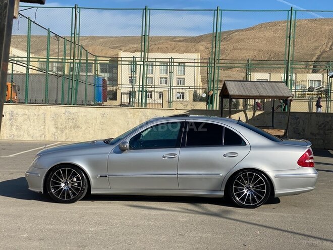 Mercedes E 320 2002, 250,000 km - 3.2 л - Bakı