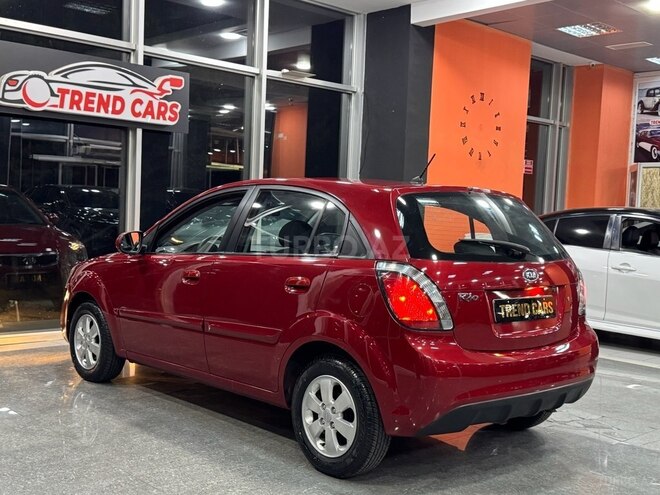 Kia Rio-8