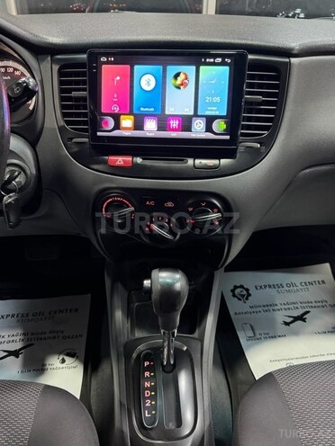 Kia Rio-19
