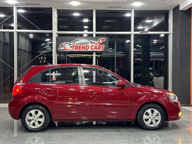 Kia Rio-4