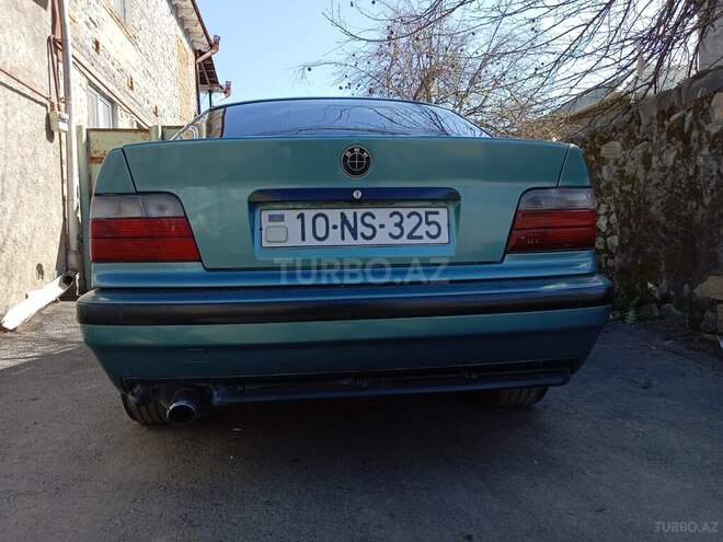 BMW 325 1994, 478,000 km - 2.5 л - Zaqatala
