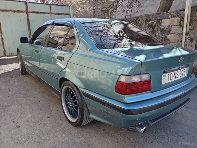 BMW 325 1994, 478,000 km - 2.5 л - Zaqatala