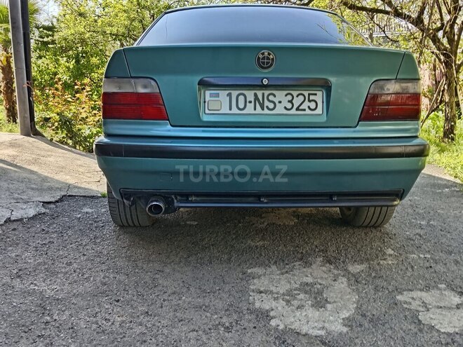 BMW 325 1994, 478,000 km - 2.5 л - Zaqatala