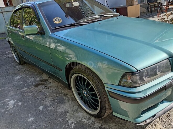 BMW 325 1994, 478,000 km - 2.5 л - Zaqatala
