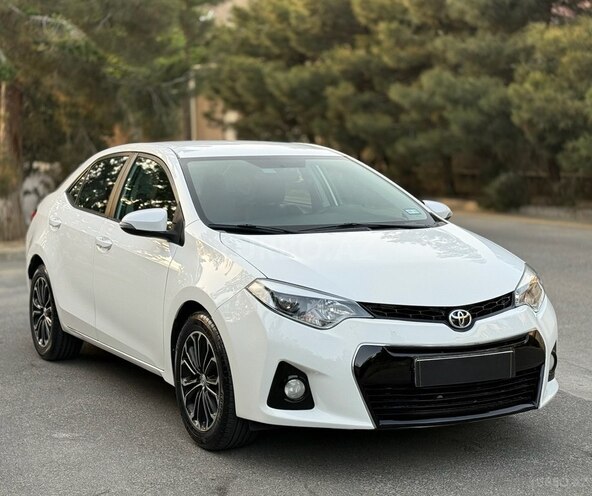Toyota Corolla 2015, 115,873 km - 1.8 l - Bakı