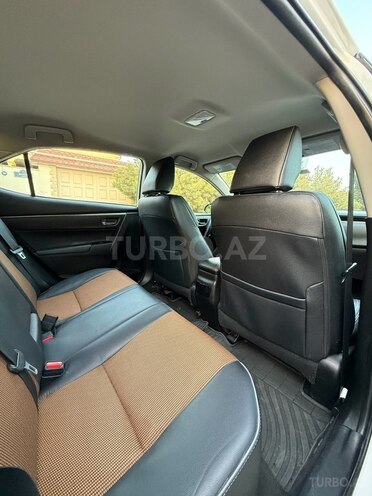 Toyota Corolla 2015, 115,873 km - 1.8 l - Bakı