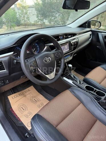 Toyota Corolla 2015, 115,873 km - 1.8 l - Bakı