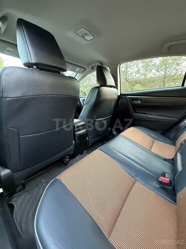 Toyota Corolla 2015, 115,873 km - 1.8 l - Bakı