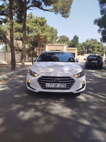 Hyundai Avante 2018, 128,000 km - 1.6 л - Bakı