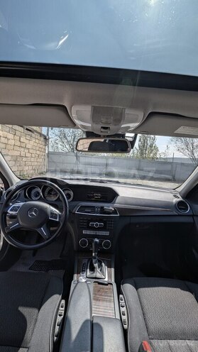 Mercedes C 220 d 2012, 240,000 km - 2.2 l - Bakı