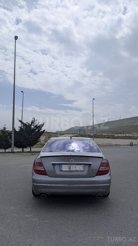 Mercedes C 220 d 2012, 240,000 km - 2.2 l - Bakı