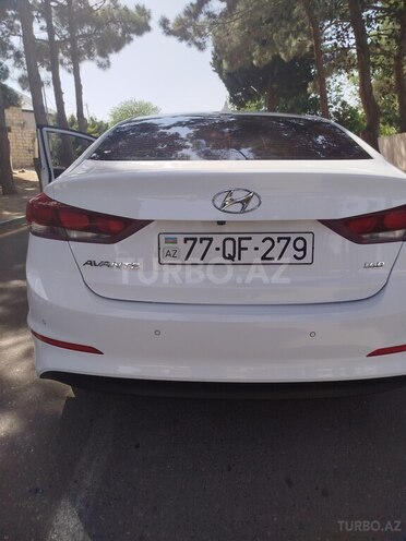 Hyundai Avante 2018, 128,000 km - 1.6 л - Bakı