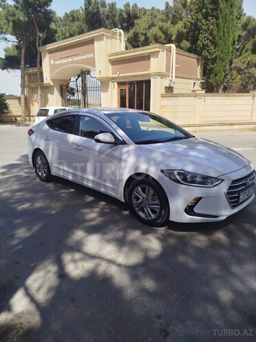 Hyundai Avante 2018, 128,000 km - 1.6 л - Bakı