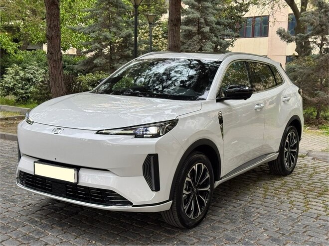Changan Qiyuan Q05 2025, 2,400 km - 1.5 л - Bakı