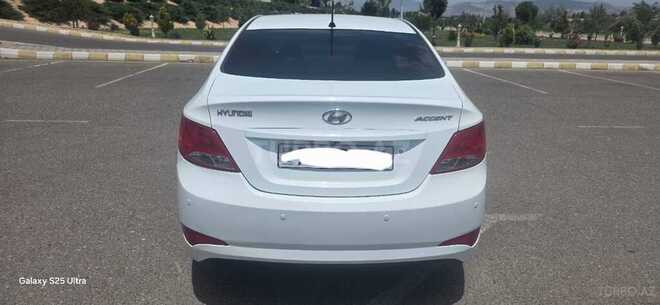 Hyundai Accent 2015, 210,000 km - 1.4 л - Naxçıvan