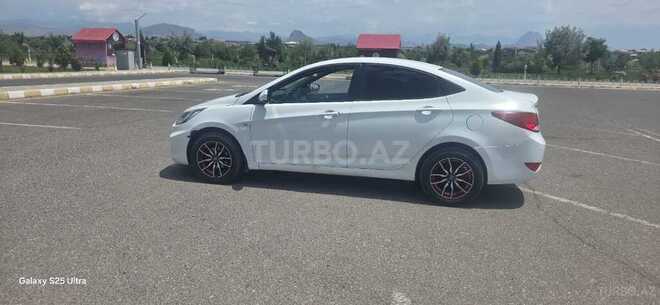 Hyundai Accent 2015, 210,000 km - 1.4 л - Naxçıvan