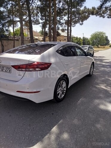 Hyundai Avante 2018, 128,000 km - 1.6 л - Bakı