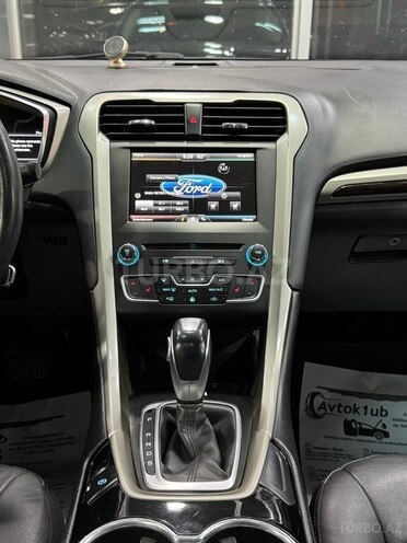 Ford Fusion (North America)-17