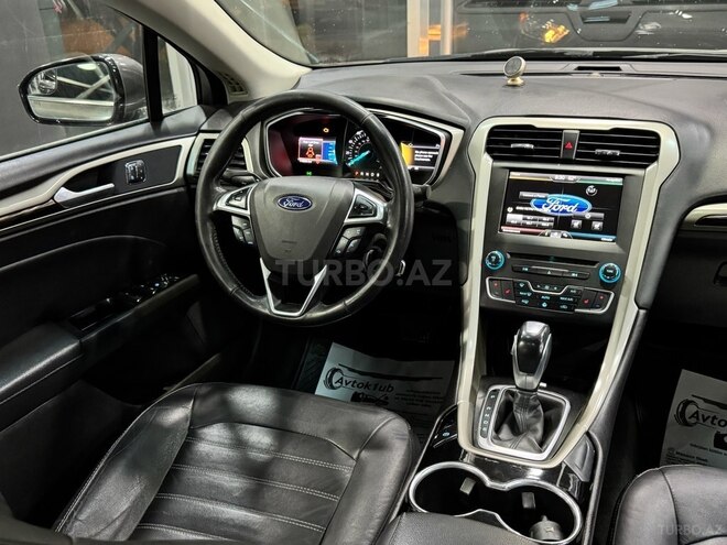 Ford Fusion (North America)-19