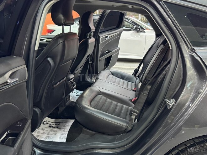 Ford Fusion (North America)-25