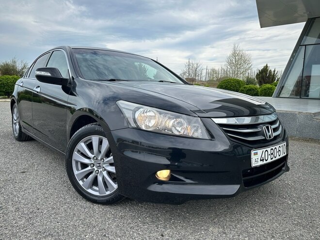 Honda Accord 2012, 196,123 km - 2.4 l - Quba
