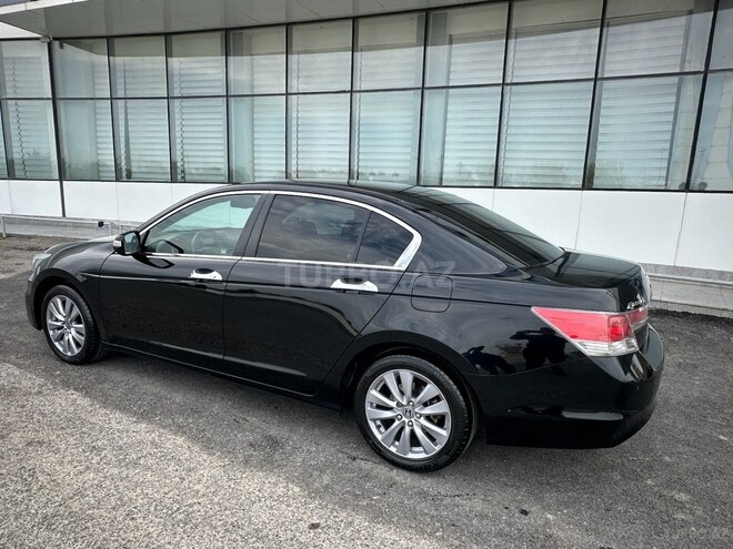 Honda Accord 2012, 196,123 km - 2.4 l - Quba