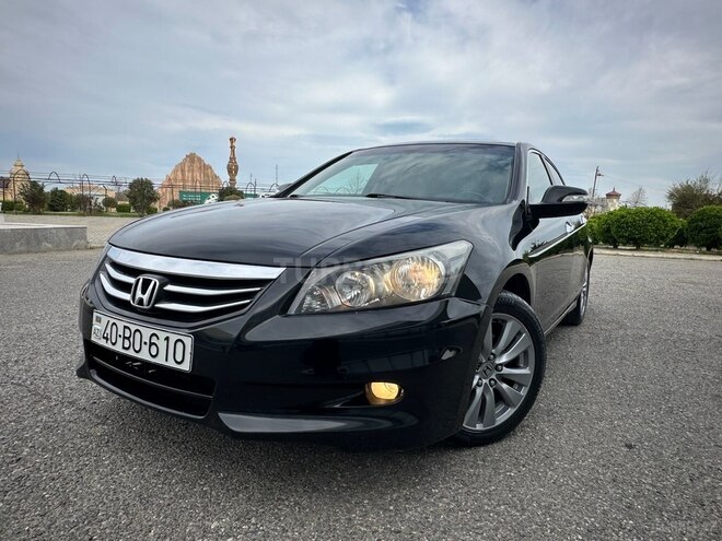 Honda Accord 2012, 196,123 km - 2.4 l - Quba