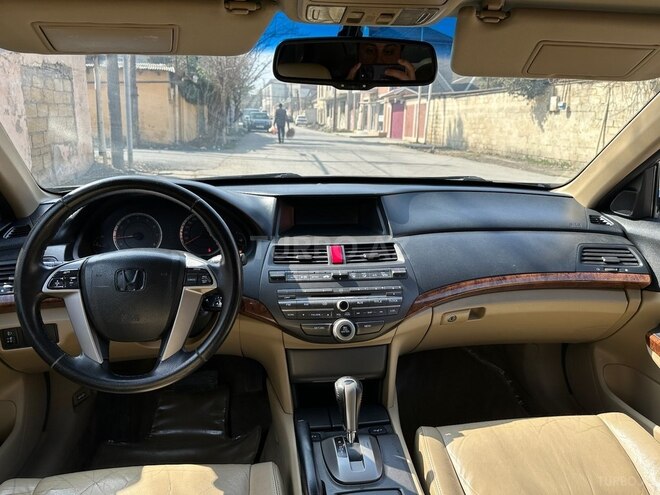 Honda Accord 2012, 196,123 km - 2.4 l - Quba