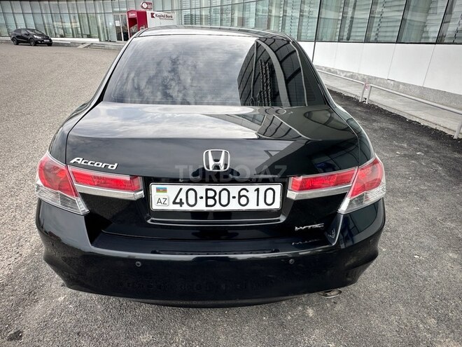 Honda Accord 2012, 196,123 km - 2.4 l - Quba