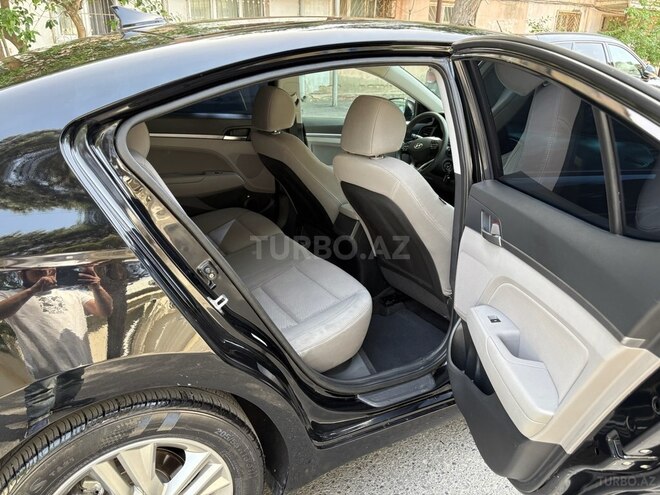 Hyundai Elantra 2019, 48,200 km - 2.0 l - Bakı