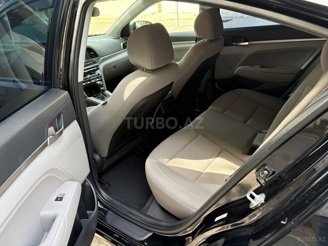 Hyundai Elantra 2019, 48,200 km - 2.0 l - Bakı