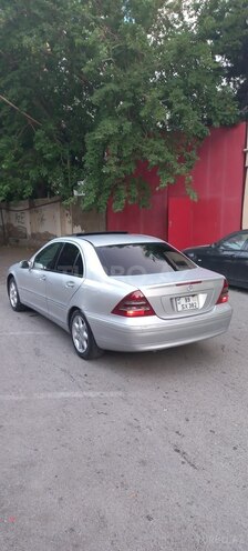 Mercedes C 240 2002, 214,578 km - 2.6 л - Bakı