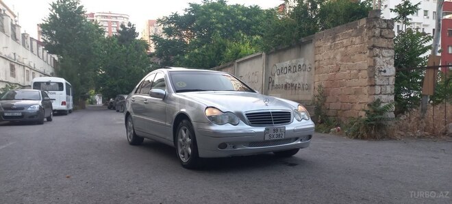 Mercedes C 240 2002, 214,578 km - 2.6 л - Bakı