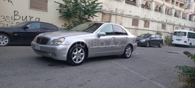 Mercedes C 240 2002, 214,578 km - 2.6 л - Bakı