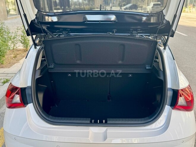 Hyundai i20 2023, 14,000 km - 1.4 l - Bakı