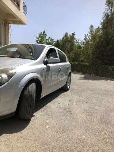 Opel Astra 2005, 380,000 km - 1.4 l - Bakı