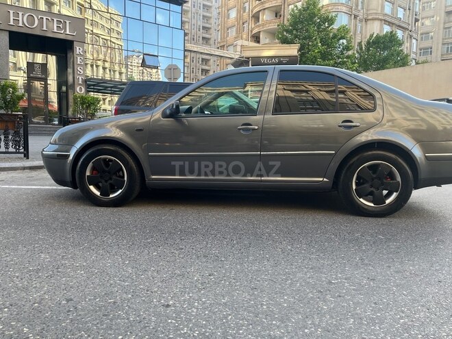 Volkswagen Jetta 2003, 373,368 km - 2.0 l - Bakı