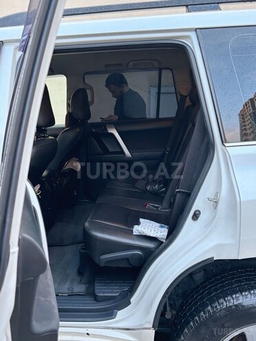Toyota Land Cruiser Prado 2014, 240,000 km - 2.7 л - Bakı