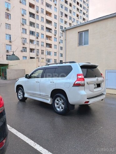 Toyota Land Cruiser Prado 2014, 240,000 km - 2.7 л - Bakı