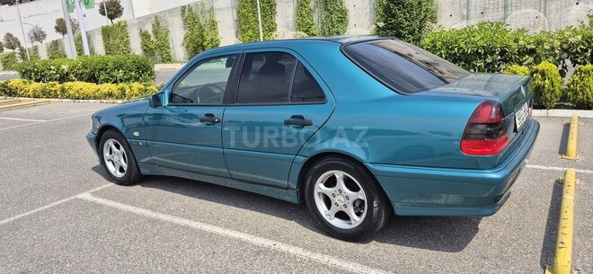 Mercedes C 240 1998, 300,115 km - 2.4 l - Bakı