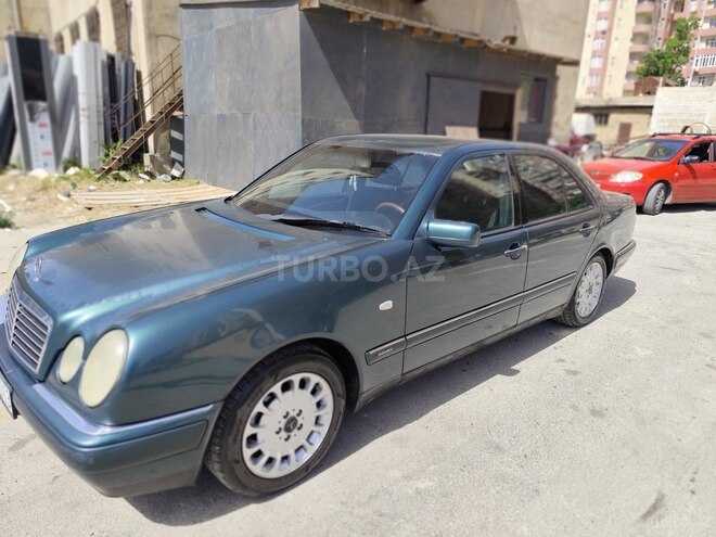 Mercedes E 240 1998, 584,800 km - 2.4 l - Bakı