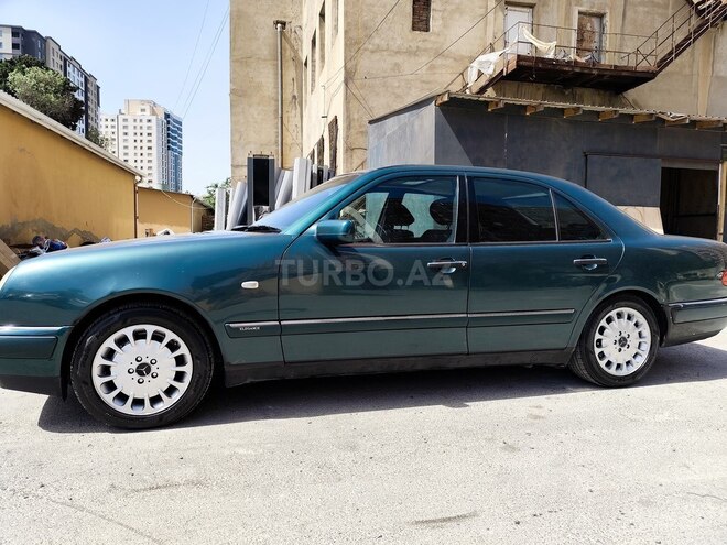 Mercedes E 240 1998, 584,800 km - 2.4 l - Bakı